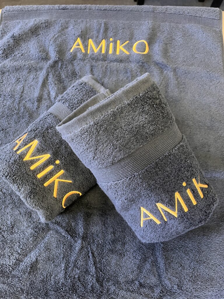 AMiKO Towel x 1